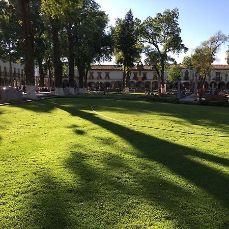 Plaza Vasco Hotell Pátzcuaro Exteriör bild