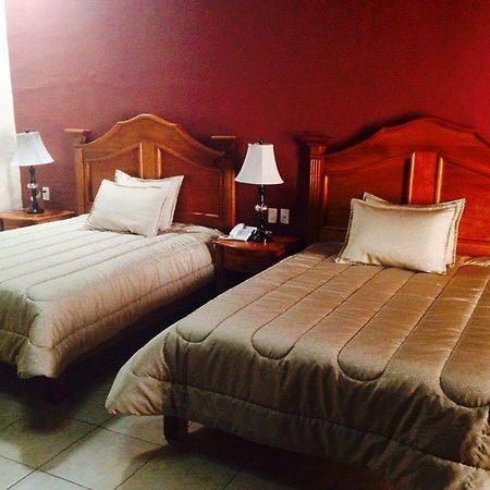 Plaza Vasco Hotell Pátzcuaro Exteriör bild
